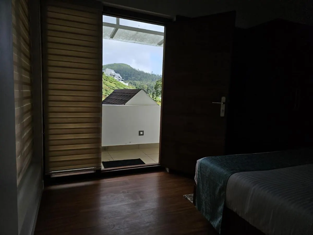 Aparthotel Eagles Glide Resort Pirmed