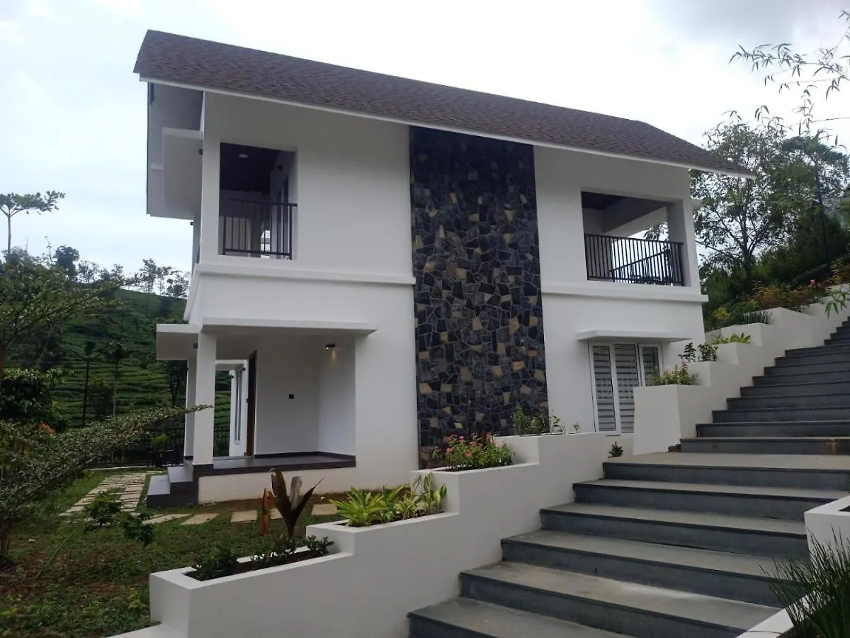 Eagles Glide Resort Pirmed Aparthotel